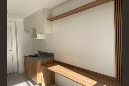 Sala / Cozinha de kitnet/studio à venda com 1 quarto, 29m² em Butantã, São Paulo