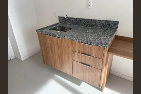 Studio à venda com 29m², 1 quarto e sem vaga Studio à venda com 29m², 1 quarto e sem vagaCozinha