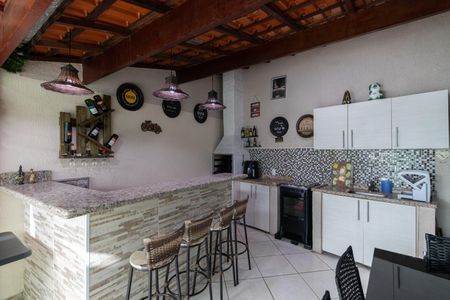 Apartamento à venda com 158m², 3 quartos e 3 vagas Apartamento à venda com 158m², 3 quartos e 3 vagasChurrasqueira
