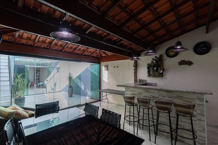 Apartamento à venda com 158m², 3 quartos e 3 vagas Apartamento à venda com 158m², 3 quartos e 3 vagasChurrasqueira
