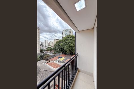 Varanda de kitnet/studio para alugar com 1 quarto, 30m² em Vila Mariana, São Paulo