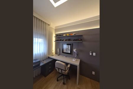 Quarto  de apartamento à venda com 3 quartos, 109m² em Taquaral, Campinas