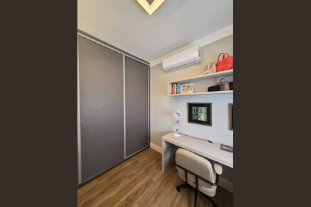 Apartamento à venda com 109m², 3 quartos e 2 vagas Apartamento à venda com 109m², 3 quartos e 2 vagasQuarto