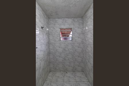 Banheiro de casa para alugar com 1 quarto, 35m² em Jardim Mabel, São Paulo