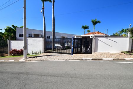 Casa de condomínio à venda com 62m², 1 quarto e 2 vagasFachado do condomínio