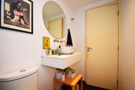 Apartamento à venda com 122m², 3 quartos e 1 vaga Apartamento à venda com 122m², 3 quartos e 1 vagabanheiro corredor