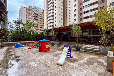 Apartamento à venda com 122m², 3 quartos e 1 vaga Apartamento à venda com 122m², 3 quartos e 1 vagaplayground
