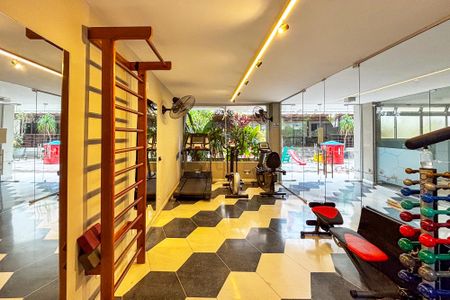 Apartamento à venda com 122m², 3 quartos e 1 vaga Apartamento à venda com 122m², 3 quartos e 1 vagaacademia