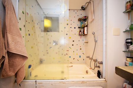 Apartamento à venda com 122m², 3 quartos e 1 vaga Apartamento à venda com 122m², 3 quartos e 1 vagabanheiro quarto 2 e 3