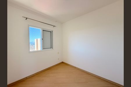 Apartamento à venda com 118m², 4 quartos e 3 vagasQuarto 2