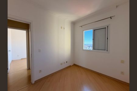 Apartamento à venda com 118m², 4 quartos e 3 vagasQuarto 2