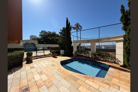 Apartamento à venda com 118m², 4 quartos e 3 vagasÁrea comum - Piscina