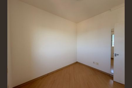 Apartamento à venda com 118m², 4 quartos e 3 vagasQuarto 2