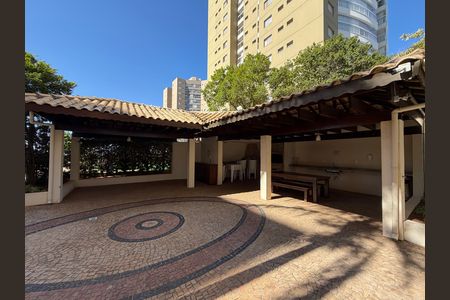 Apartamento à venda com 118m², 4 quartos e 3 vagasÁrea comum - Churrasqueira