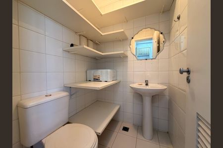 Apartamento à venda com 118m², 4 quartos e 3 vagasBanheiro de serviço