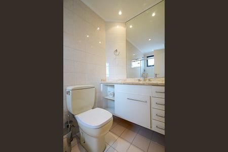 Apartamento à venda com 156m², 3 quartos e 3 vagasBanheiro Suíte 2