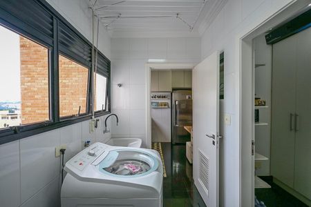 Apartamento à venda com 156m², 3 quartos e 3 vagasÁrea de Serviço