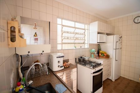 Casa à venda com 155m², 3 quartos e 5 vagas Casa à venda com 155m², 3 quartos e 5 vagasCOZINHA