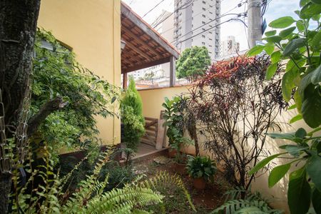 Casa à venda com 155m², 3 quartos e 5 vagas Casa à venda com 155m², 3 quartos e 5 vagasJARDIM
