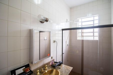 Casa à venda com 155m², 3 quartos e 5 vagas Casa à venda com 155m², 3 quartos e 5 vagasBANHEIRO DOS QUARTOS