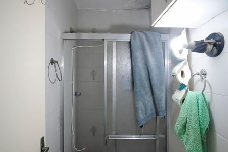 Casa para alugar com 270m², 4 quartos e 2 vagasBanheiro da suíte