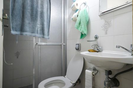 Casa para alugar com 270m², 4 quartos e 2 vagasBanheiro da suíte
