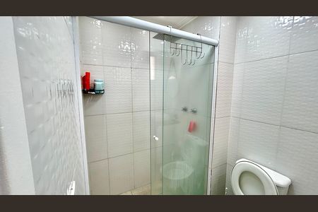 Apartamento à venda com 47m², 2 quartos e 1 vaga Apartamento à venda com 47m², 2 quartos e 1 vagaBanheiro