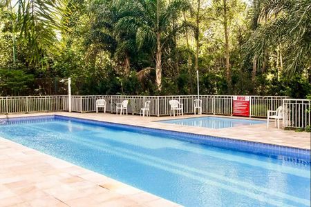 Apartamento à venda com 47m², 2 quartos e 1 vaga Apartamento à venda com 47m², 2 quartos e 1 vagaPiscina