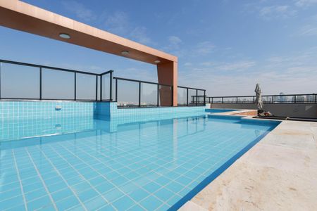 Apartamento à venda com 42m², 2 quartos e 1 vaga Apartamento à venda com 42m², 2 quartos e 1 vagaÁrea comum - Piscina