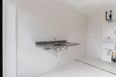 Apartamento à venda com 42m², 2 quartos e 1 vaga Apartamento à venda com 42m², 2 quartos e 1 vagaCozinha e área de serviço