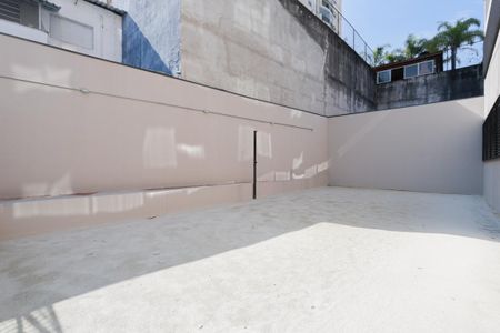 Apartamento à venda com 42m², 2 quartos e 1 vaga Apartamento à venda com 42m², 2 quartos e 1 vagaÁrea comum - Quadra de beach tennis