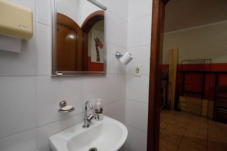 Casa à venda com 505m², 6 quartos e 2 vagasBanheiro 4