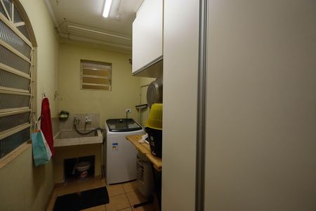 Casa à venda com 505m², 6 quartos e 2 vagasÁrea de Serviço