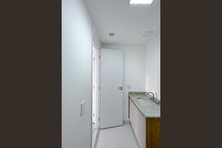 Apartamento para alugar com 64m², 2 quartos e 1 vaga Apartamento para alugar com 64m², 2 quartos e 1 vagaBanheiro da Suíte