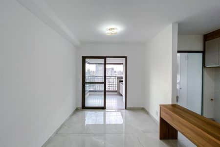 Sala de apartamento para alugar com 2 quartos, 64m² em Quarta Parada, São Paulo
