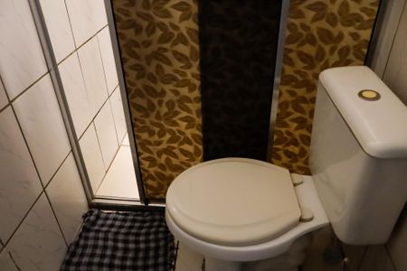 Casa à venda com 50m², 3 quartos e 2 vagasBanheiro