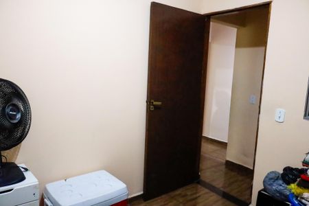 Casa à venda com 50m², 3 quartos e 2 vagasQuarto 3