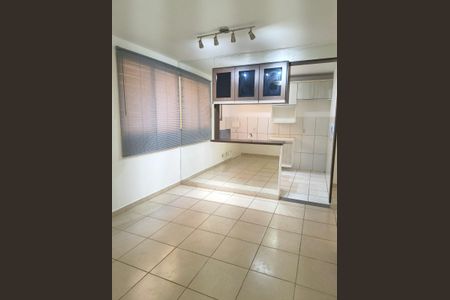 Sala de apartamento para alugar com 2 quartos, 44m² em Santa Mônica, Uberlândia
