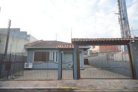 Casa à venda com 70m², 2 quartos e 1 vagaFachada