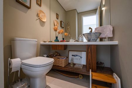Lavabo de apartamento para alugar com 3 quartos, 173m² em Perdizes, São Paulo