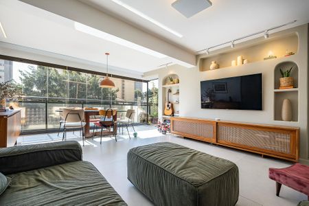 Sala de apartamento para alugar com 3 quartos, 173m² em Perdizes, São Paulo