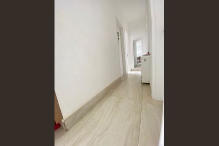 Corredor de apartamento à venda com 2 quartos, 84m² em Palmeiras, Belo Horizonte