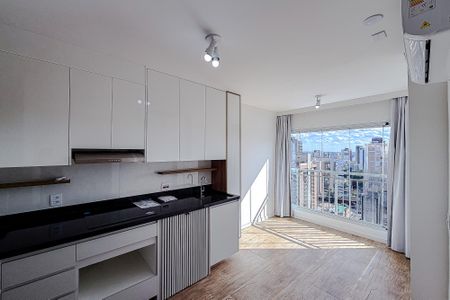 Sala de kitnet/studio para alugar com 1 quarto, 42m² em Paraíso, São Paulo