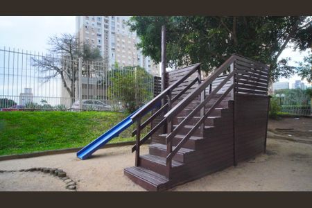 Apartamento à venda com 108m², 3 quartos e 1 vaga Apartamento à venda com 108m², 3 quartos e 1 vagaÁrea comum - Playground 3