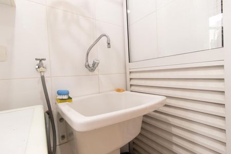 Apartamento para alugar com 80m², 3 quartos e 1 vagaÁrea de Serviço