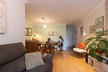 Sala de apartamento para alugar com 3 quartos, 80m² em Água Verde, Curitiba