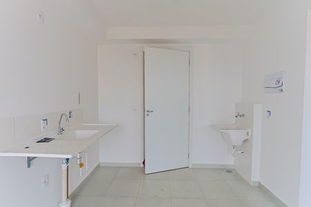 Apartamento para alugar com 34m², 2 quartos e 1 vagacozinha