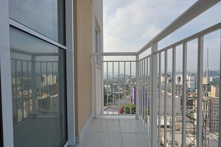 Apartamento para alugar com 34m², 2 quartos e 1 vagaVaranda