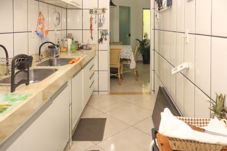 Casa de condomínio para alugar com 80m², 3 quartos e 1 vaga