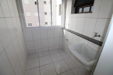Apartamento para alugar com 70m², 2 quartos e 1 vagaÁrea de Serviço